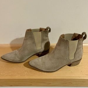 Seychelle Suede Chelsea Boots